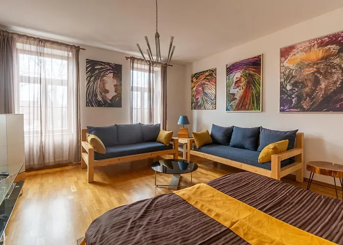 Apartment Sirius C In Center Of Cb.